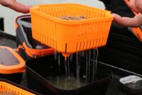 Guru Bait Box 3.3 pint orange mit Gitter Komplett-Set